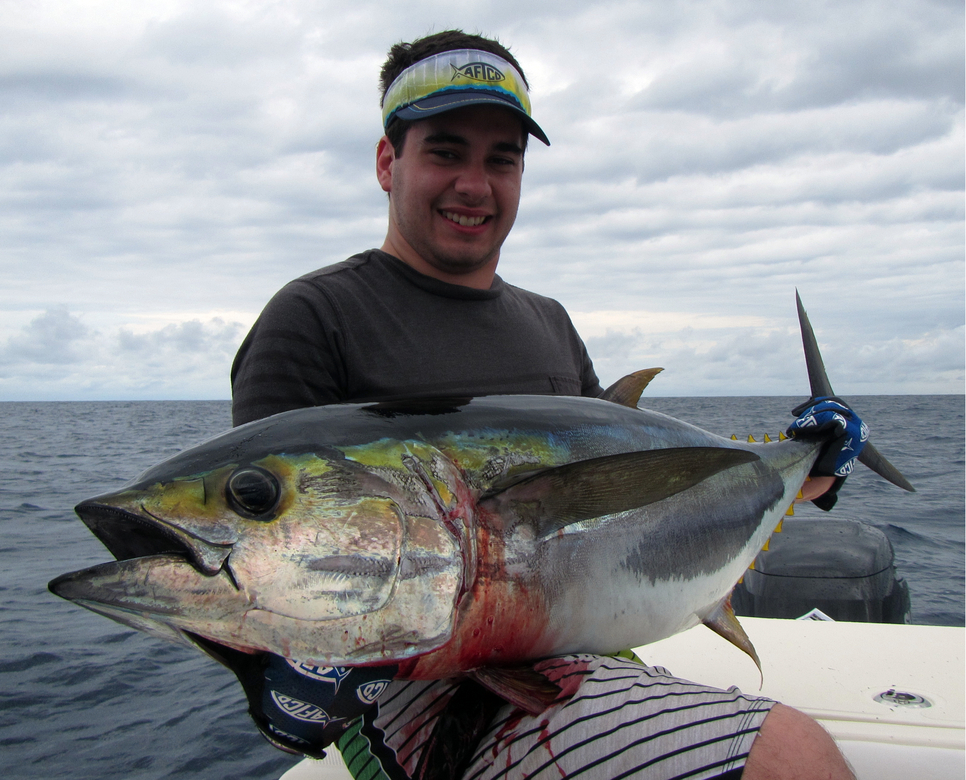 Wahoo & Yellowfin Tuna at Propiedad de Paradise Lodge! Fishing Report August 15, 2015